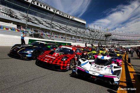 daytona 24 start time.